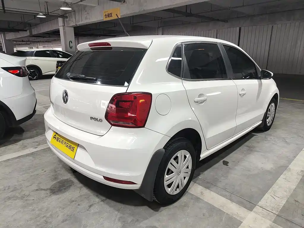 Volkswagen Polo 2016