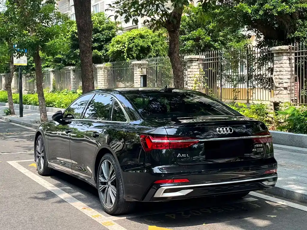 Audi A6L 2025 — фото 16