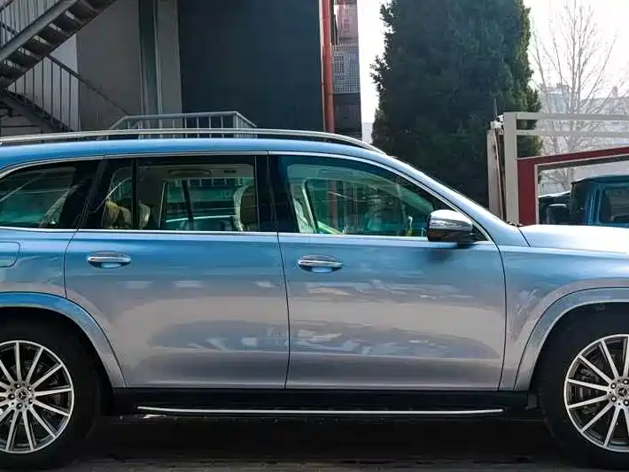 Mercedes-Benz GLS — фото 4