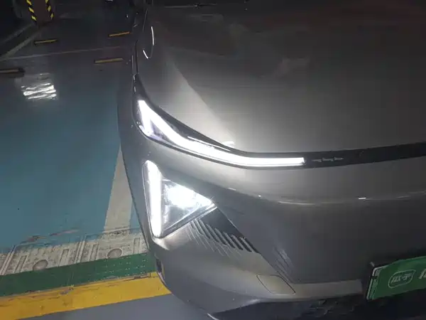 Geely Galaxy L7 2023