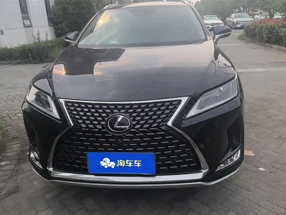 Lexus RX 2021