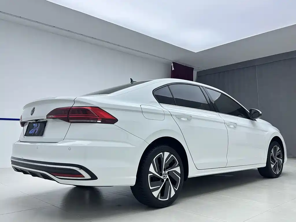 Volkswagen Bora 2022