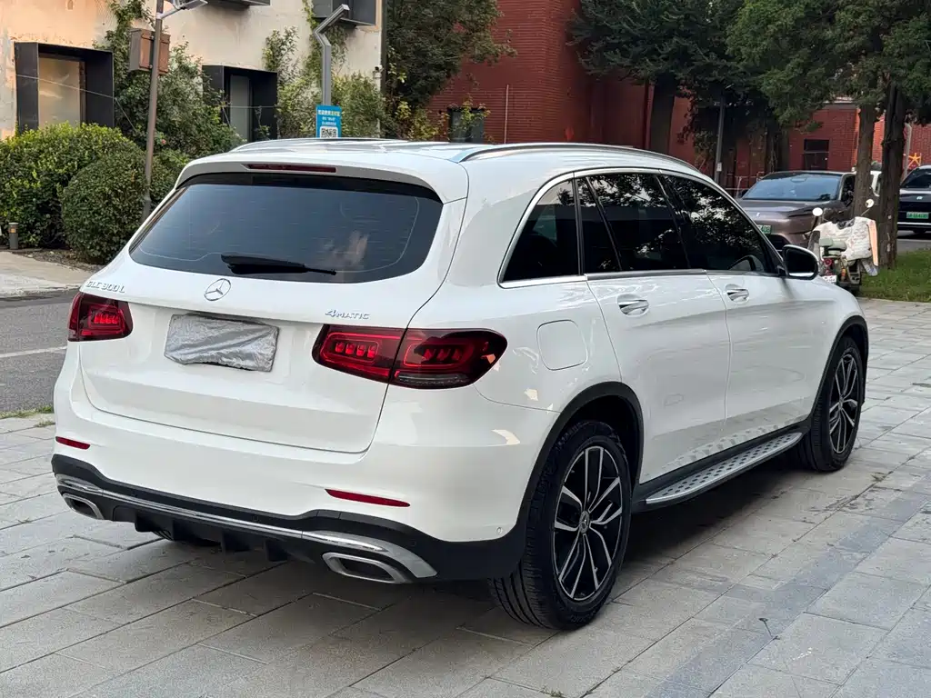 Mercedes-Benz GLC 2019 — фото 12
