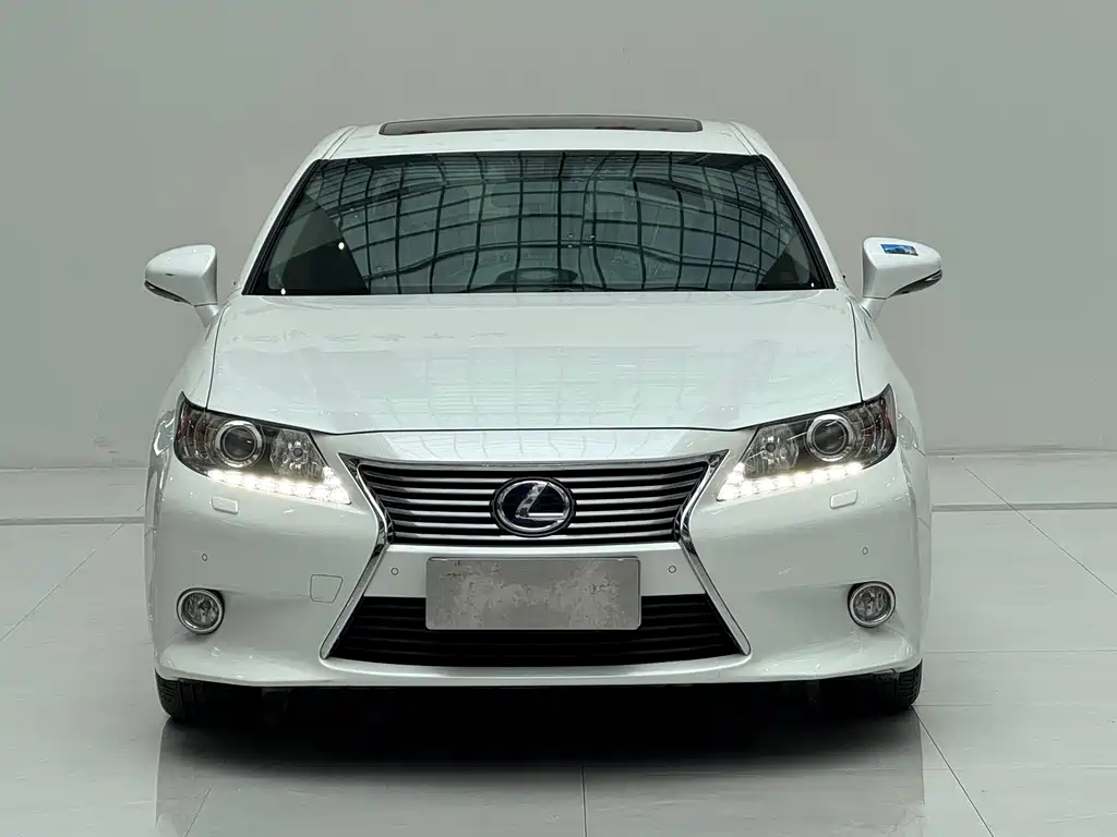 Lexus ES 2013 — фото 5