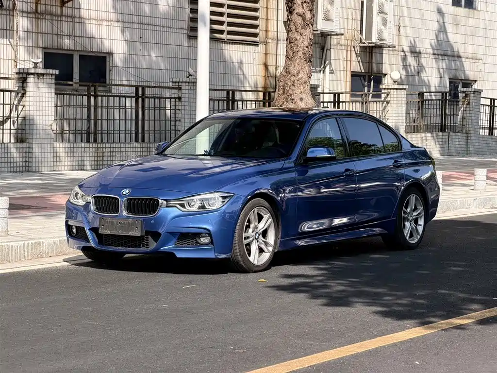 BMW 3 Series 2017 — фото 1