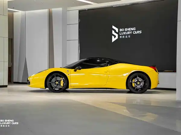 Ferrari 458 2012