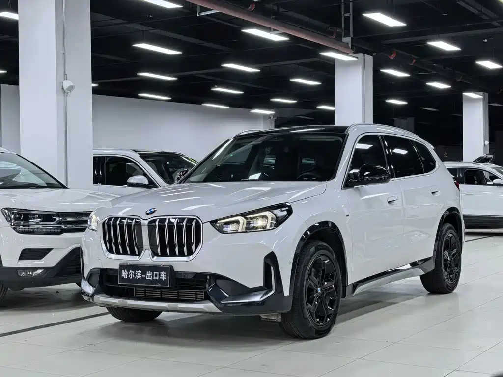 BMW X1 2023 — фото 1