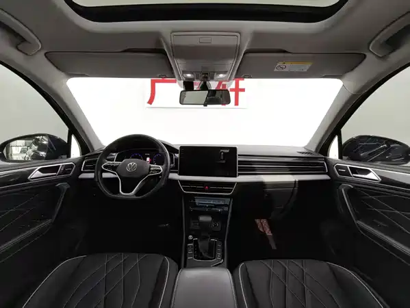 Volkswagen Tiguan L 2023