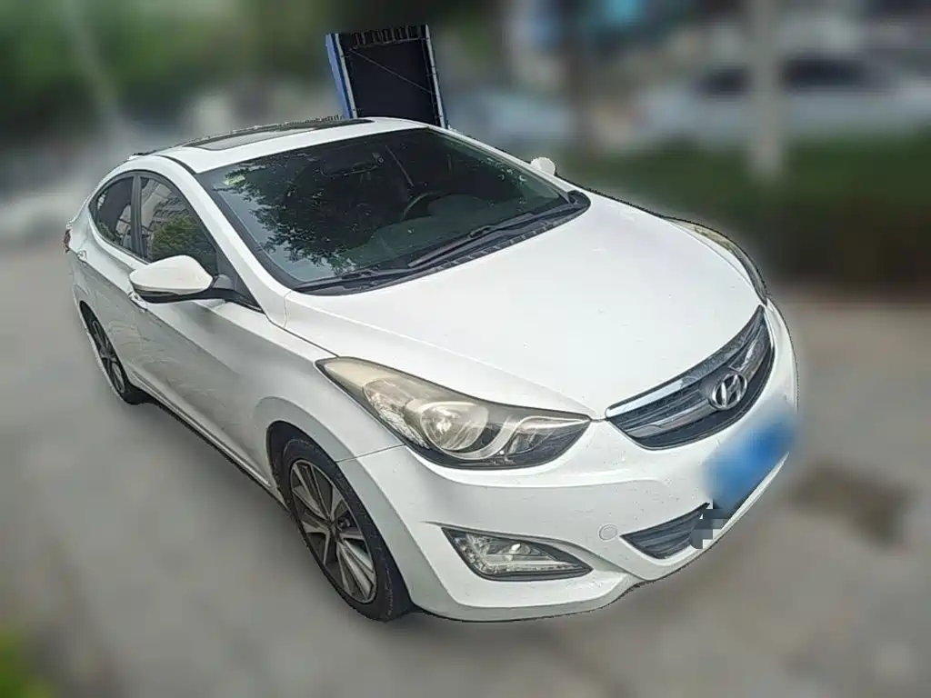Hyundai Elantra 2015