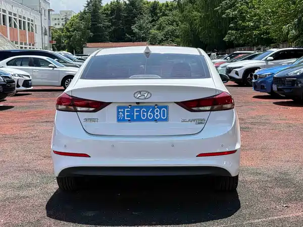 Hyundai Celesta 2016