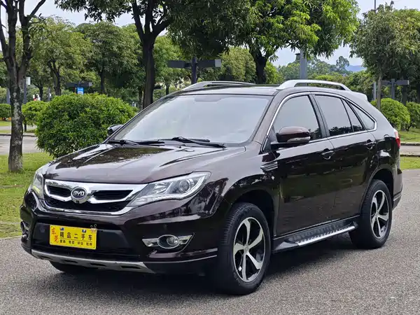 BYD S7 2016