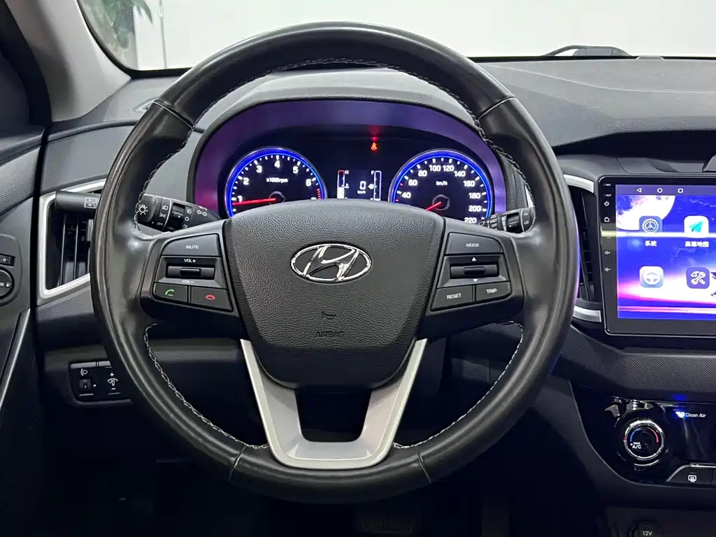 Hyundai ix25 2019 — фото 15