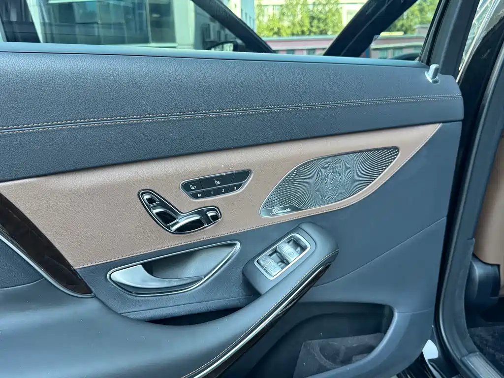 Mercedes-Benz Maybach S-Class 2018 — фото 12