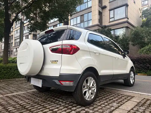 Ford EcoSport 2014