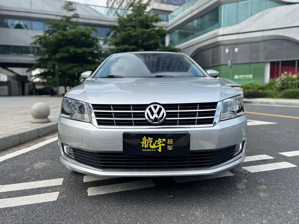 Volkswagen Lavida 2014