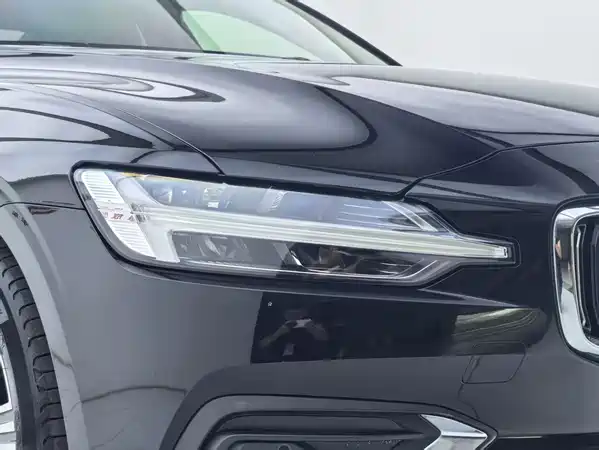 Volvo S60 2021