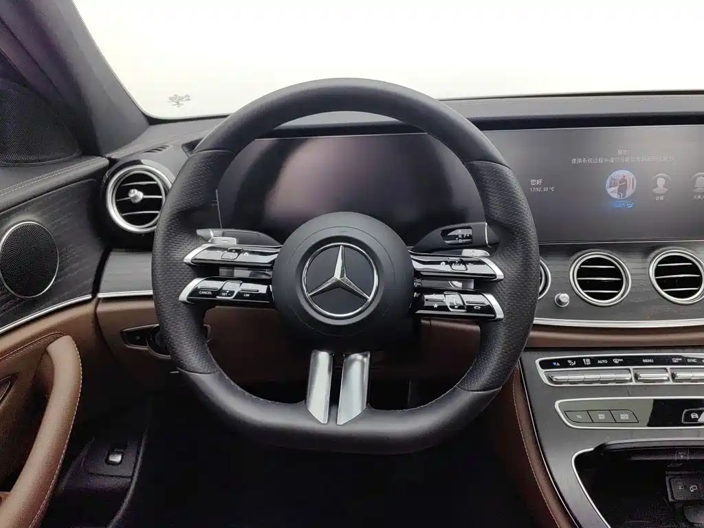 Mercedes-Benz E-Class 2020 — фото 11