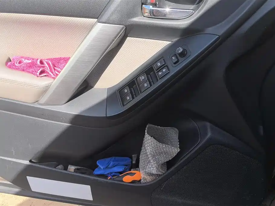 Subaru Forester 2015 — фото 7