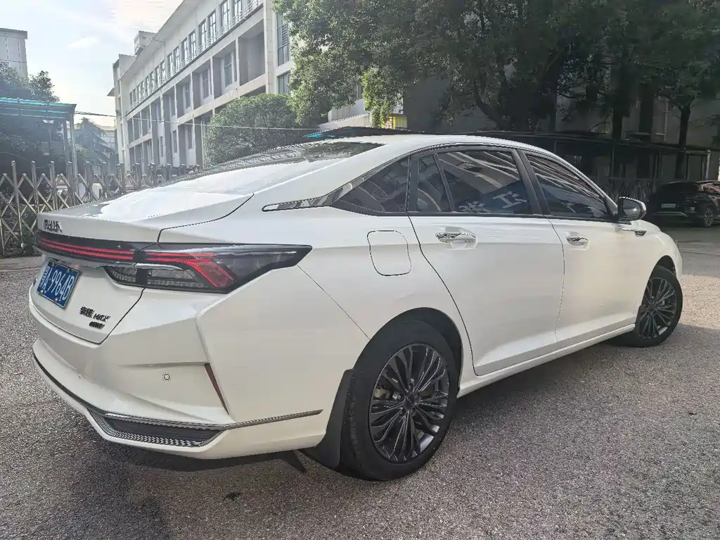 Dongfeng Yixuan MAX 2021 — фото 28