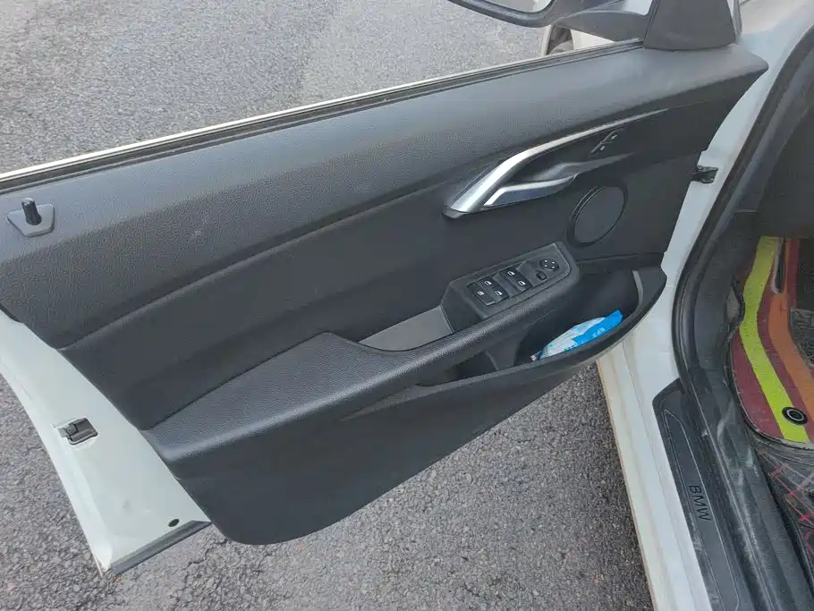 BMW 1 Series 2019