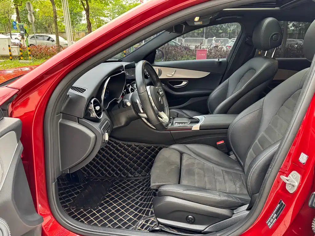Mercedes-Benz C-Class 2021