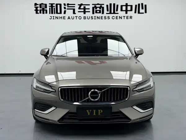 Volvo S60 2021