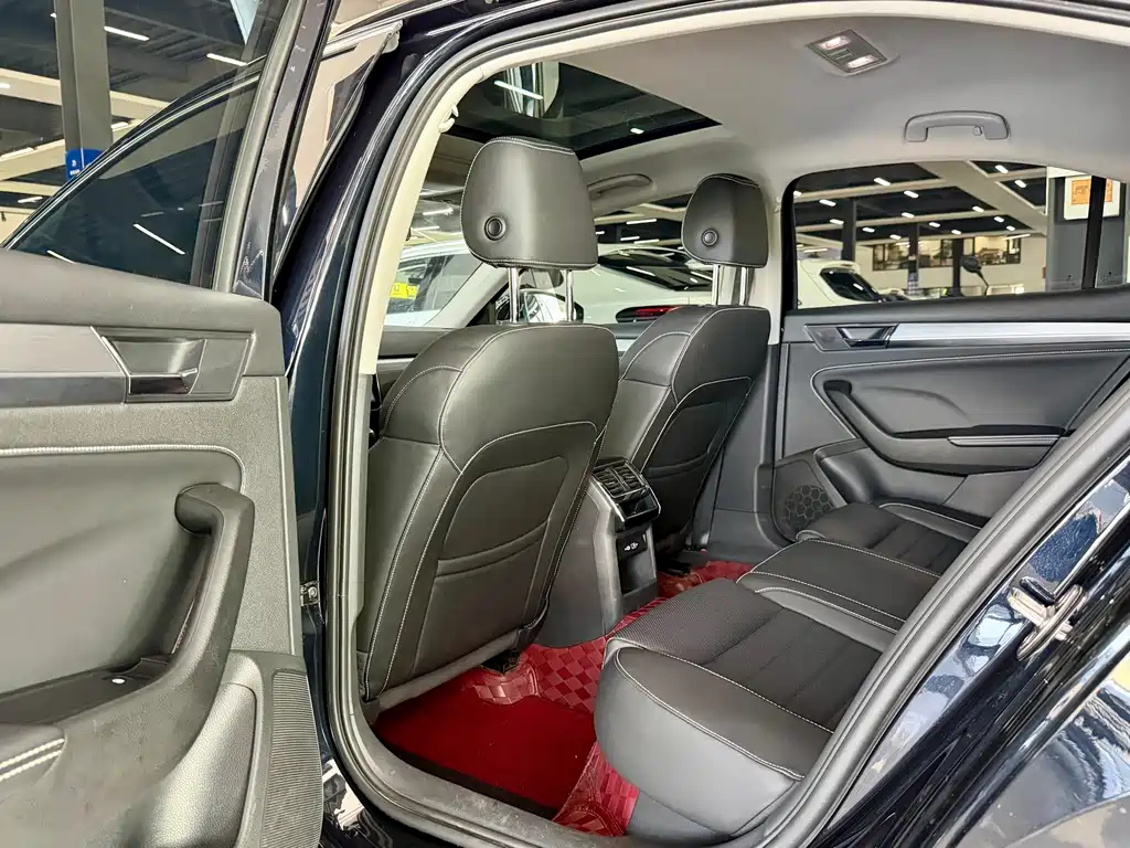 Skoda Superb 2023