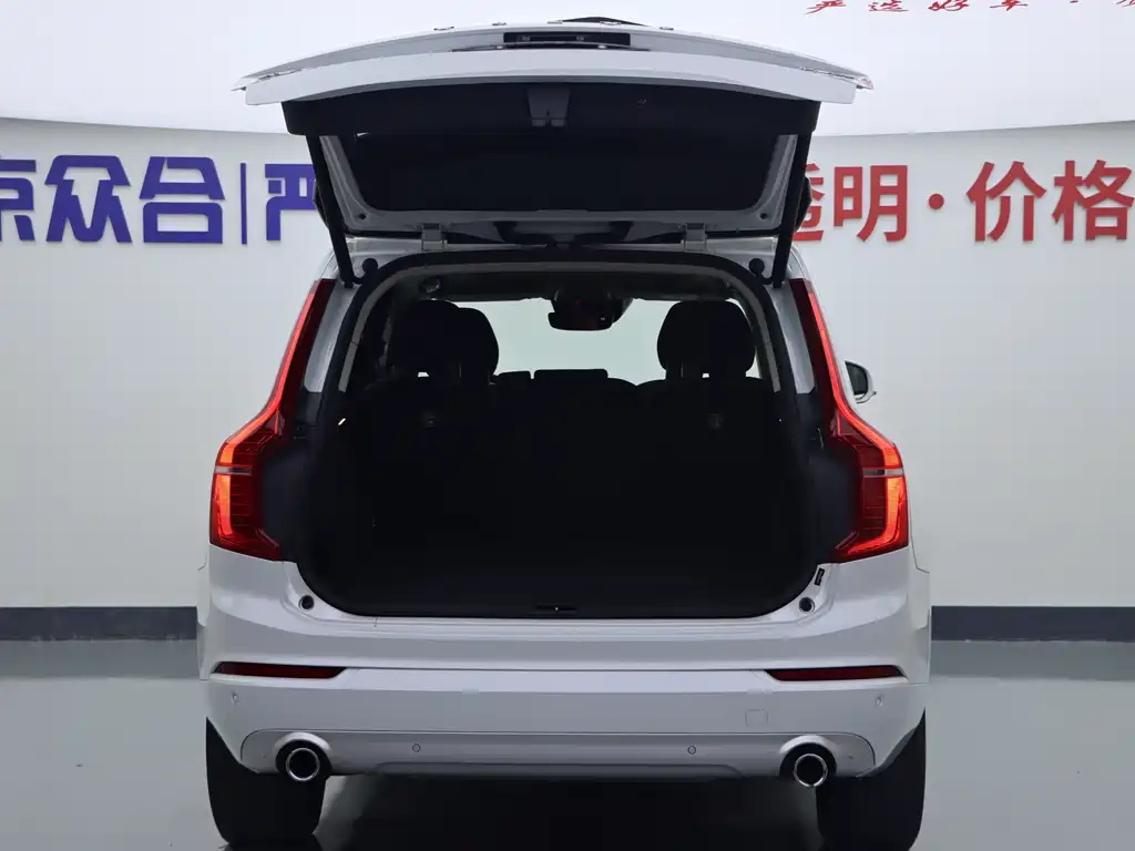 Volvo XC90 2016 — фото 21