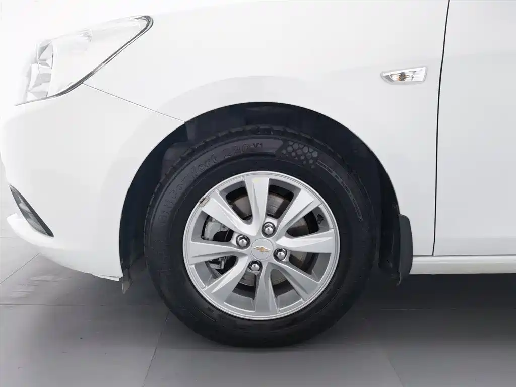 Chevrolet Sail 2015 — фото 17