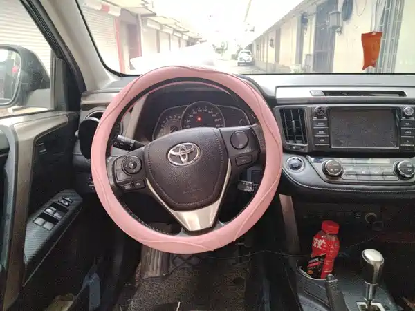 Toyota RAV4 2014