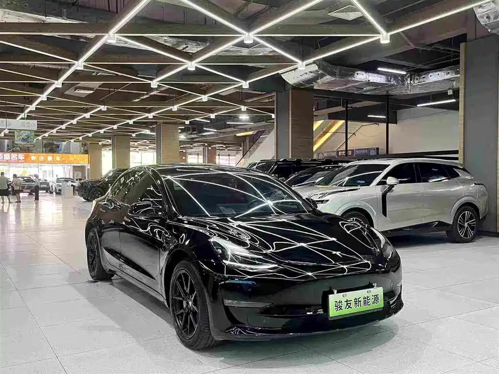 Tesla Model 3 2019 — фото 10