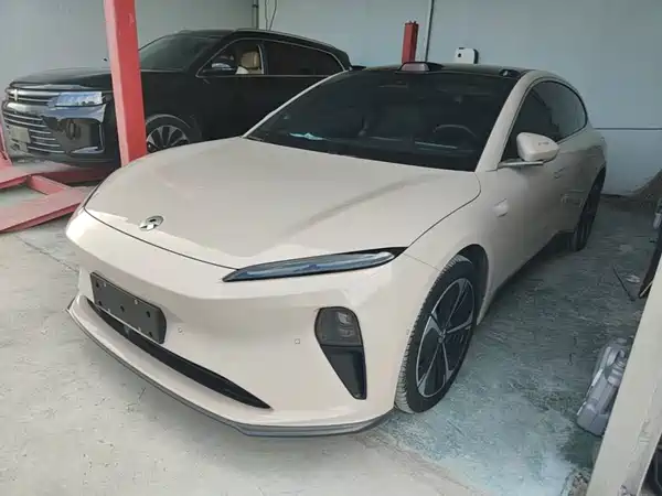 NIO ET5T 2024