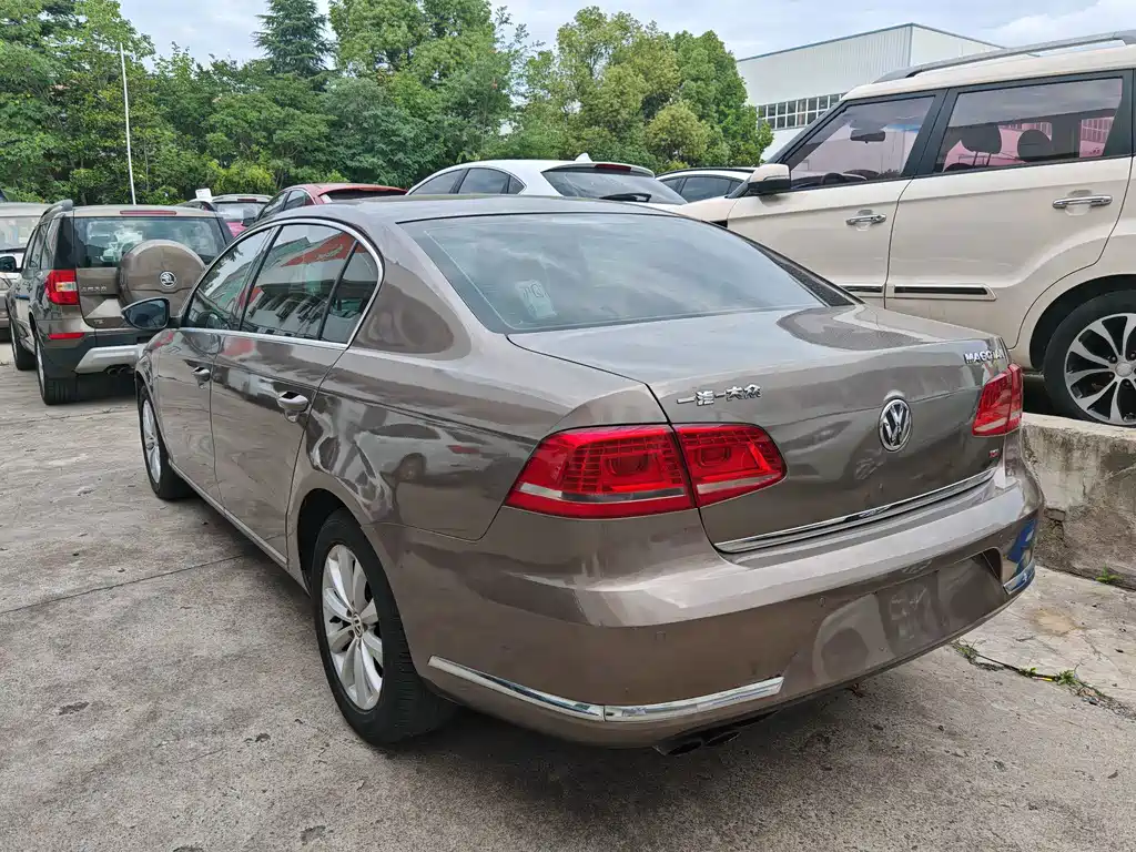 Volkswagen Magotan 2014