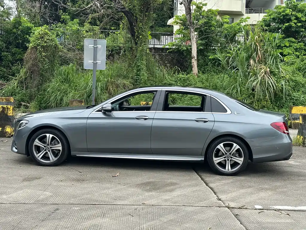 Mercedes-Benz E-Class 2020 — фото 14