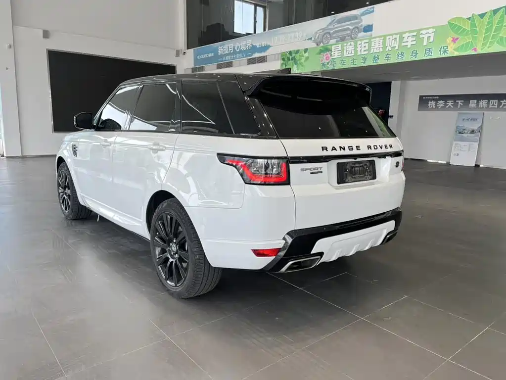 Land Rover Sport PHEV 2019 — фото 6