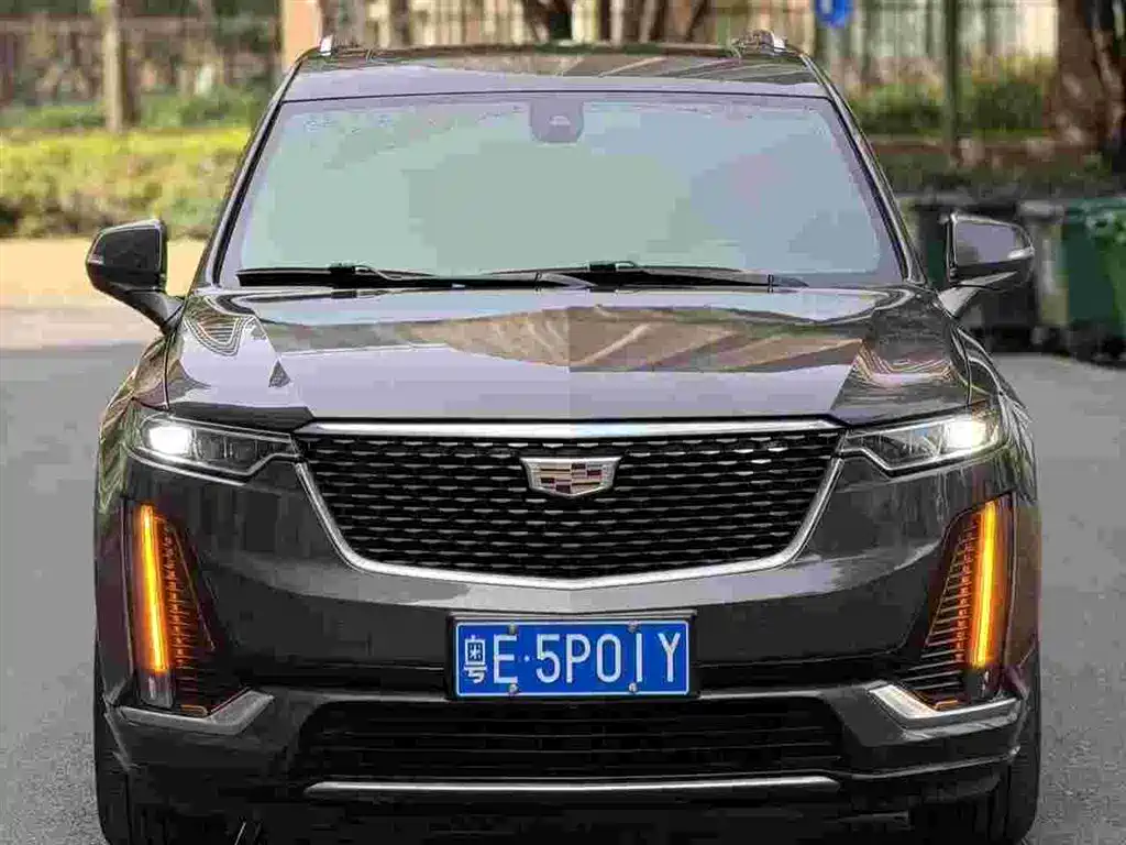Cadillac XT6 2020 — фото 2