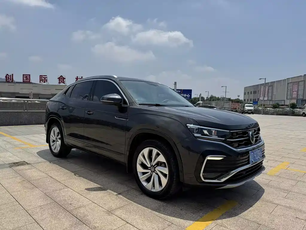 Volkswagen X 2021