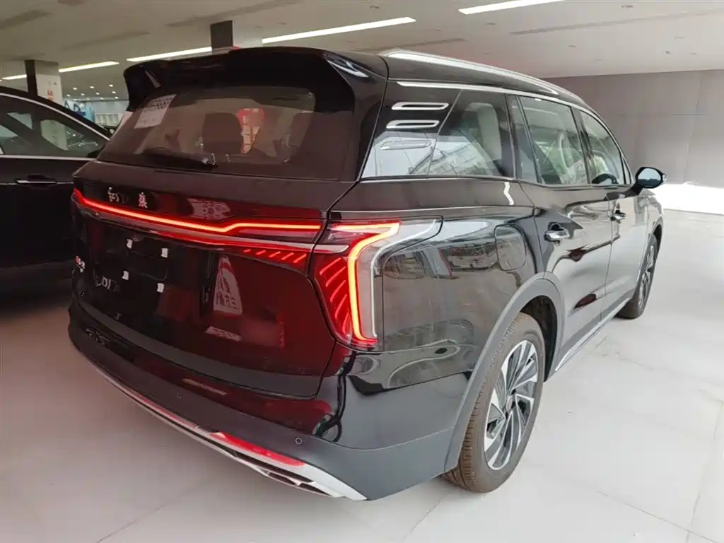 Hongqi HS7 PHEV 2025 — фото 7