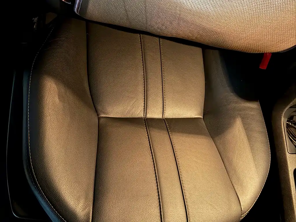 Land Rover Discovery 2015