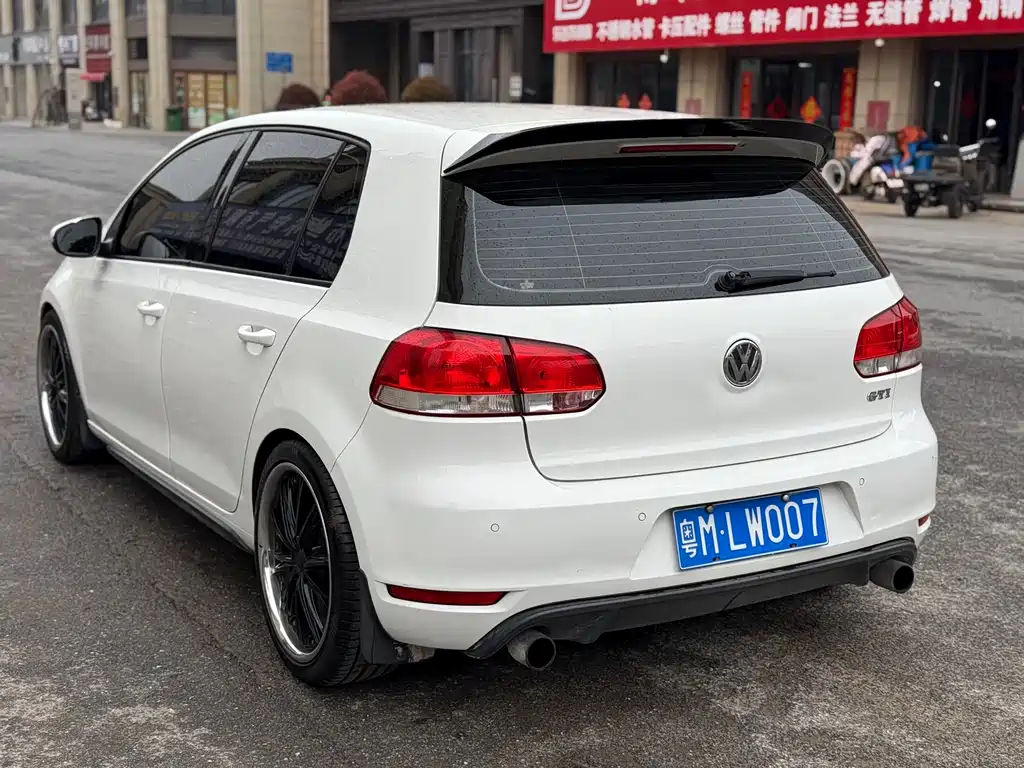 Volkswagen Golf GTI 2013 — фото 7