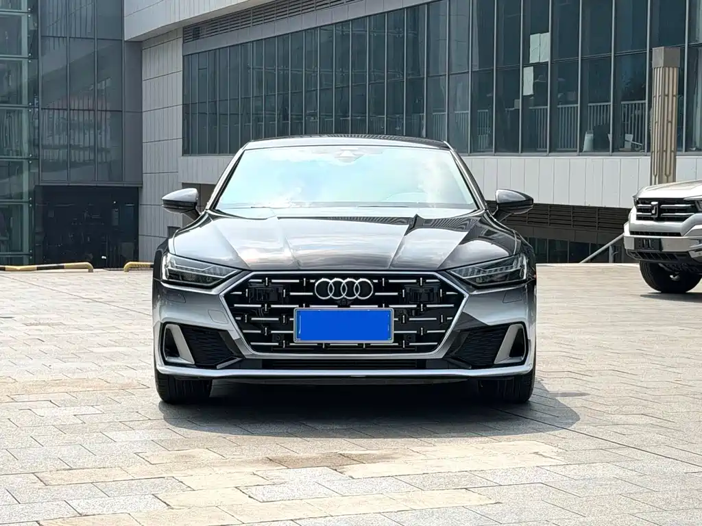 Audi A7L 2023 — фото 2