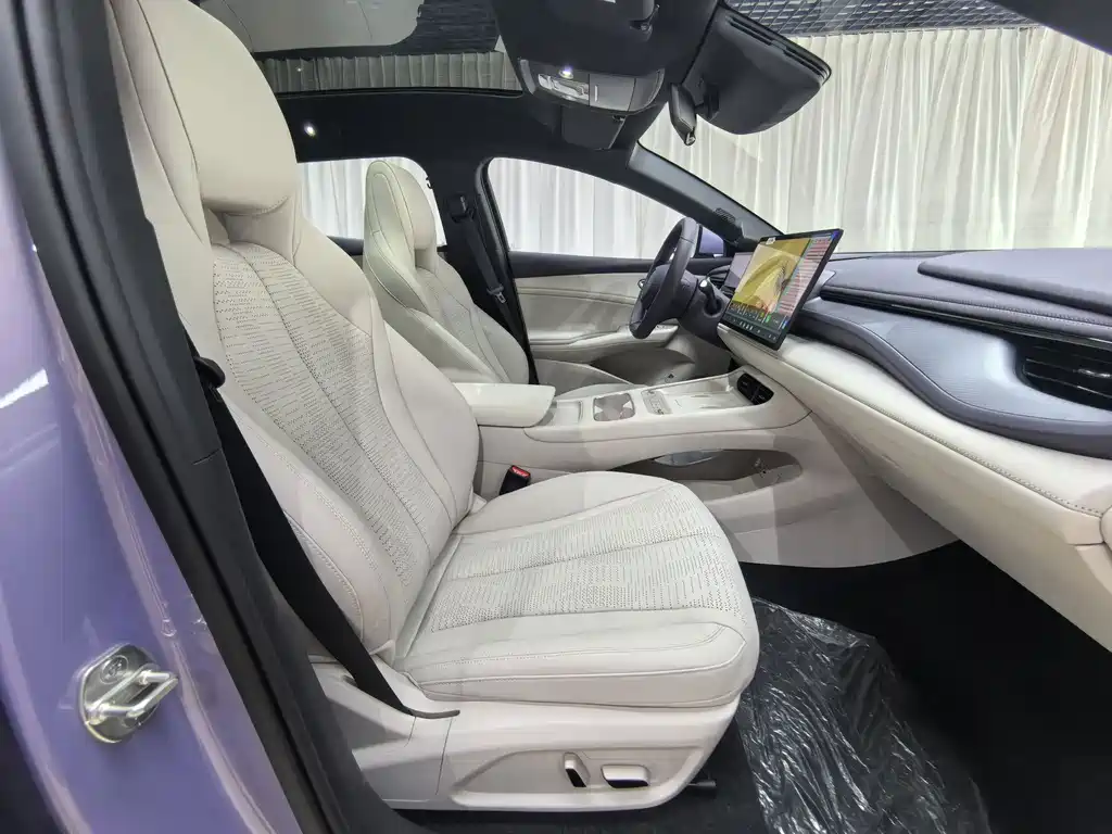 BYD Seal 06GT 2026 — фото 16