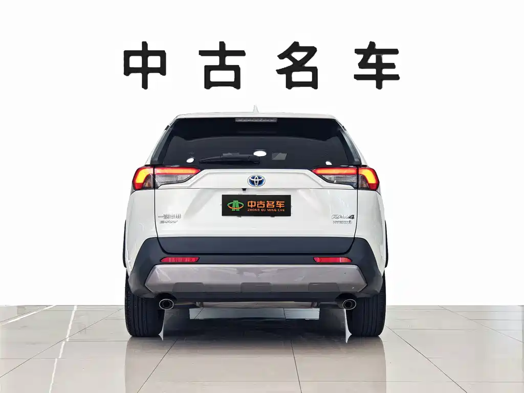 Toyota RAV4 2022 — фото 5
