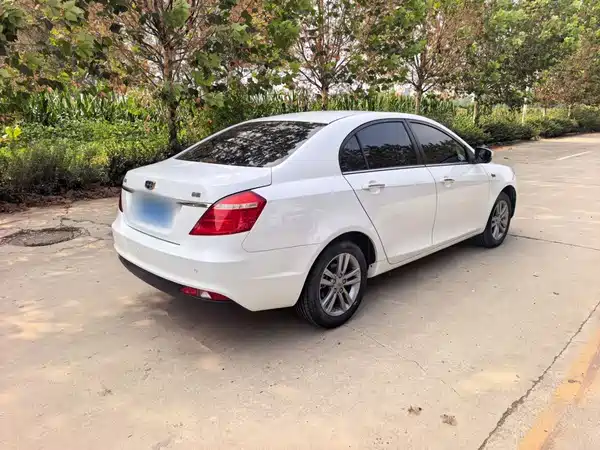 Geely Emgrand 2017