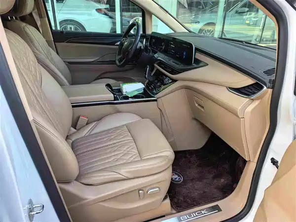 Buick GL8 2020
