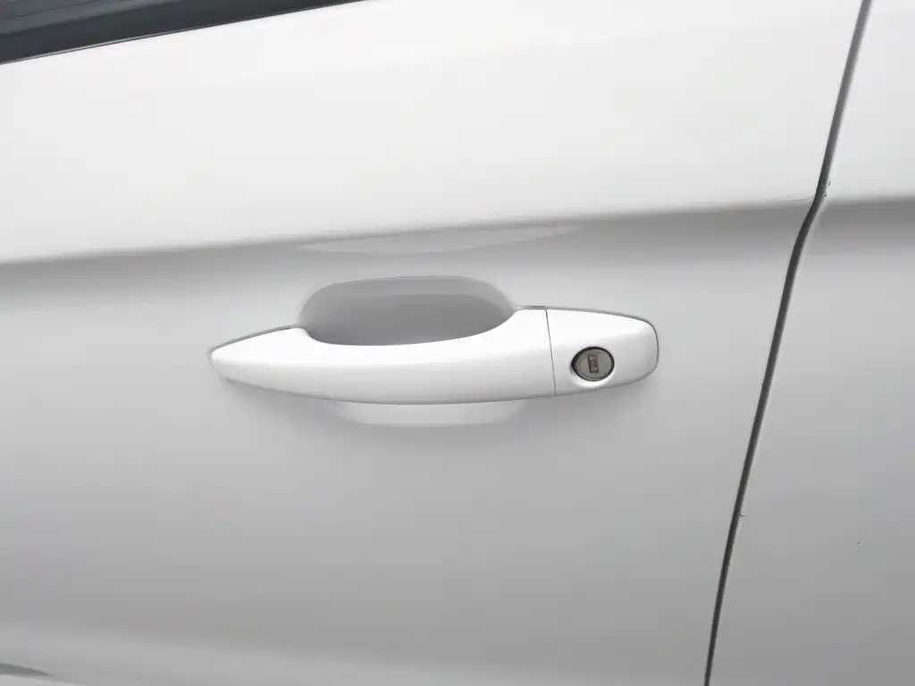 Peugeot 301 2015 — фото 18