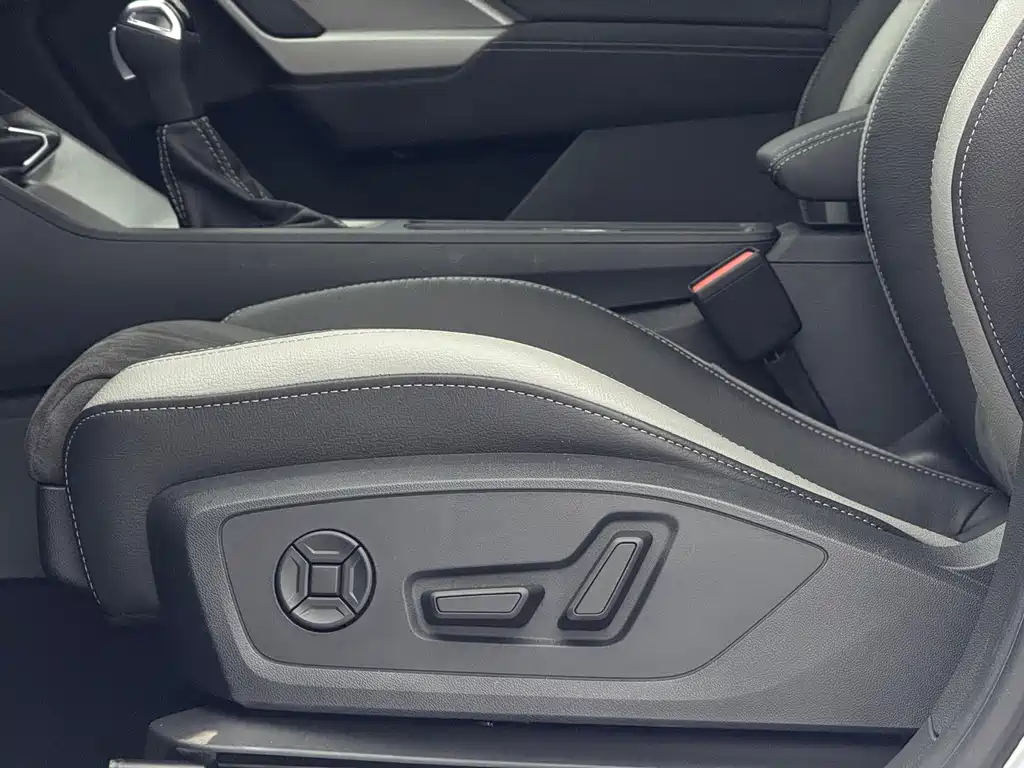 Audi Q3 2023 — фото 20