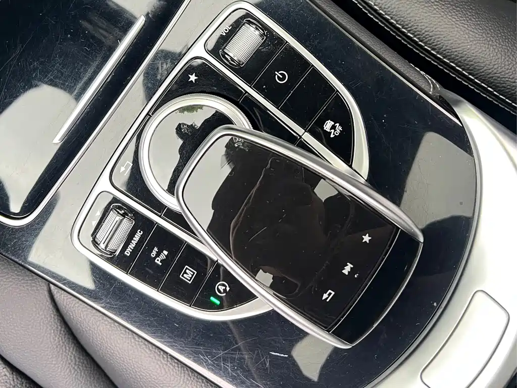 Mercedes-Benz GLC 2017 — фото 13