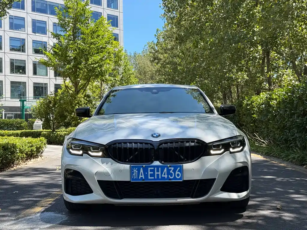 BMW 3 Series 2022