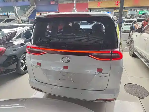 GAC Trumpchi M6 2023